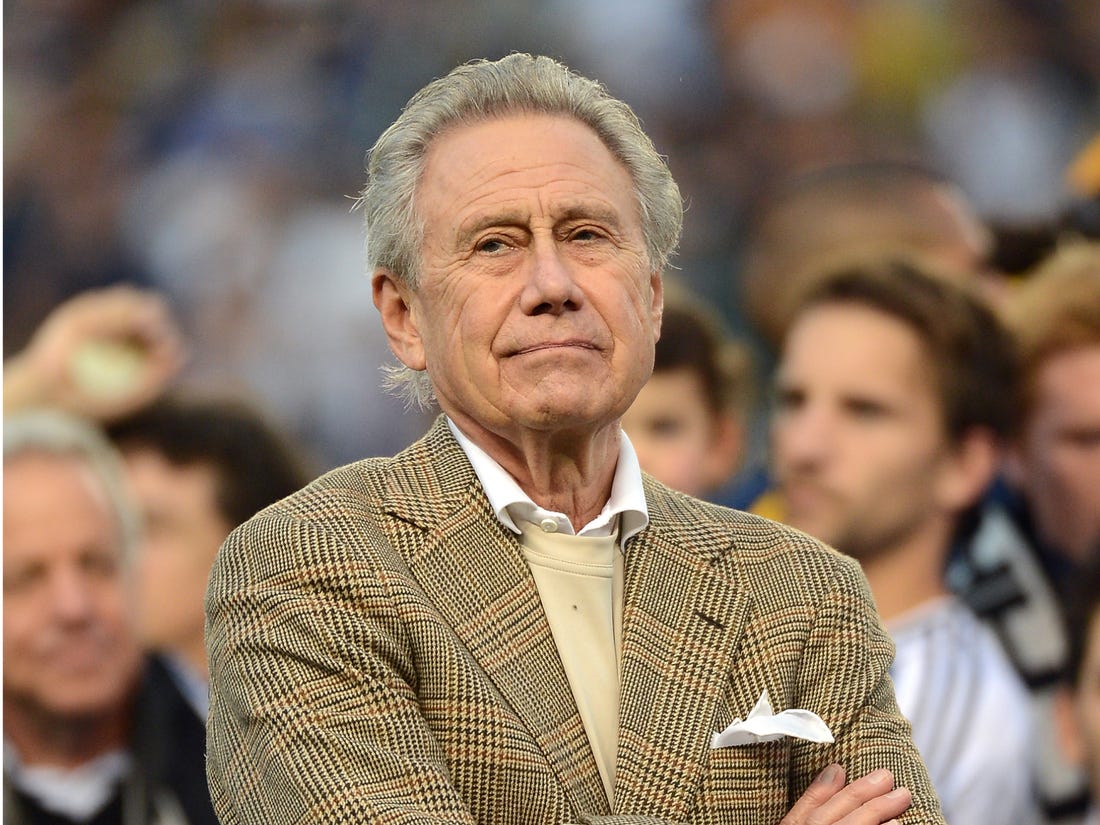 00 Meet billionaire Philip Anschutz